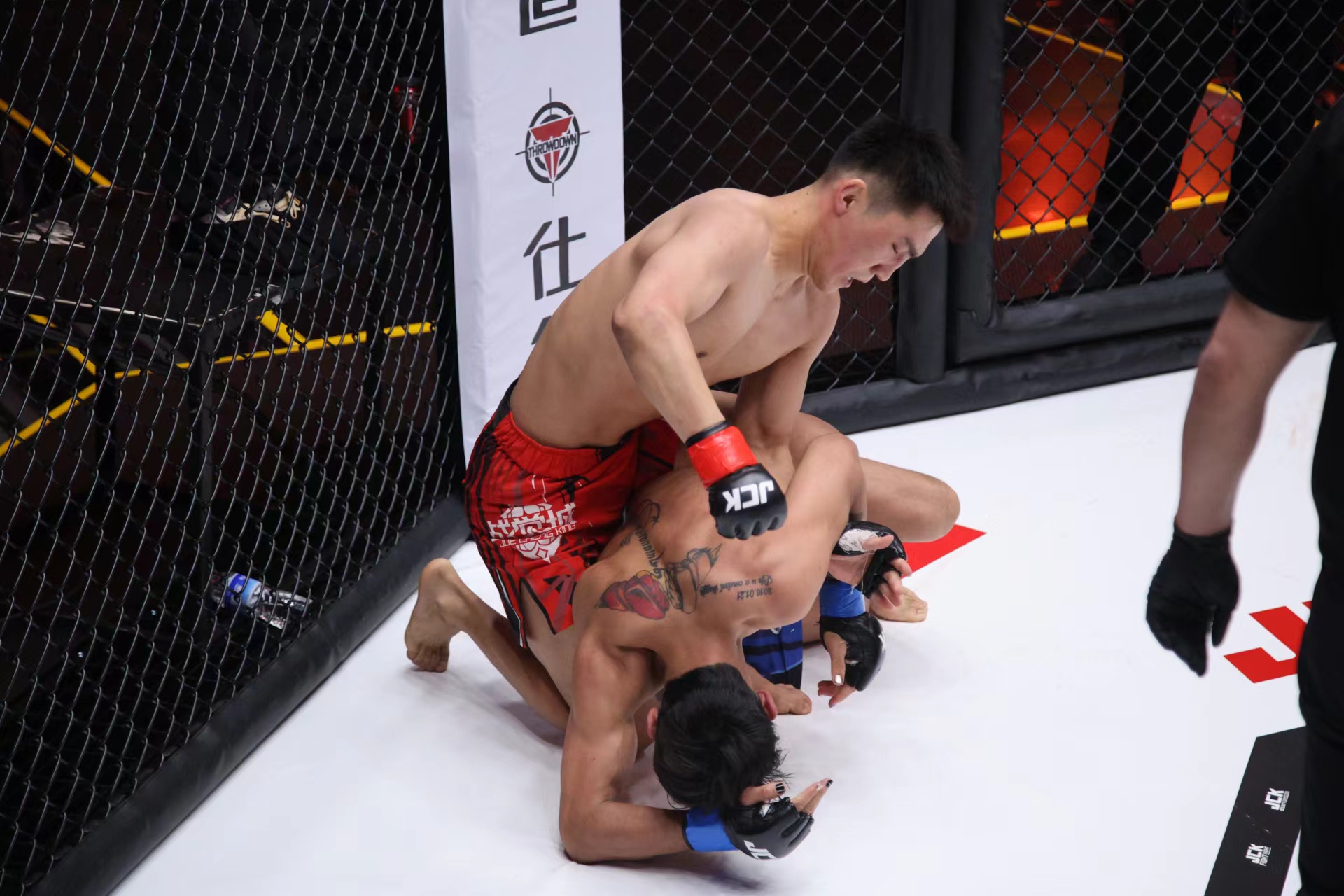 穆雷重返赛场，出色发挥首场状态出色，IG观众沸腾！